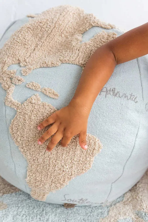 Pouf World Map Lorena Canals