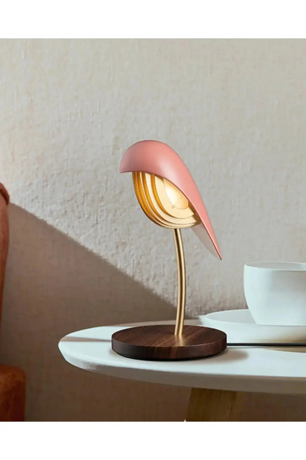 Burnt Brick Desk Lamp with Bird Design, Eye-Catching Bird Lamp  DAQICONCEPT   