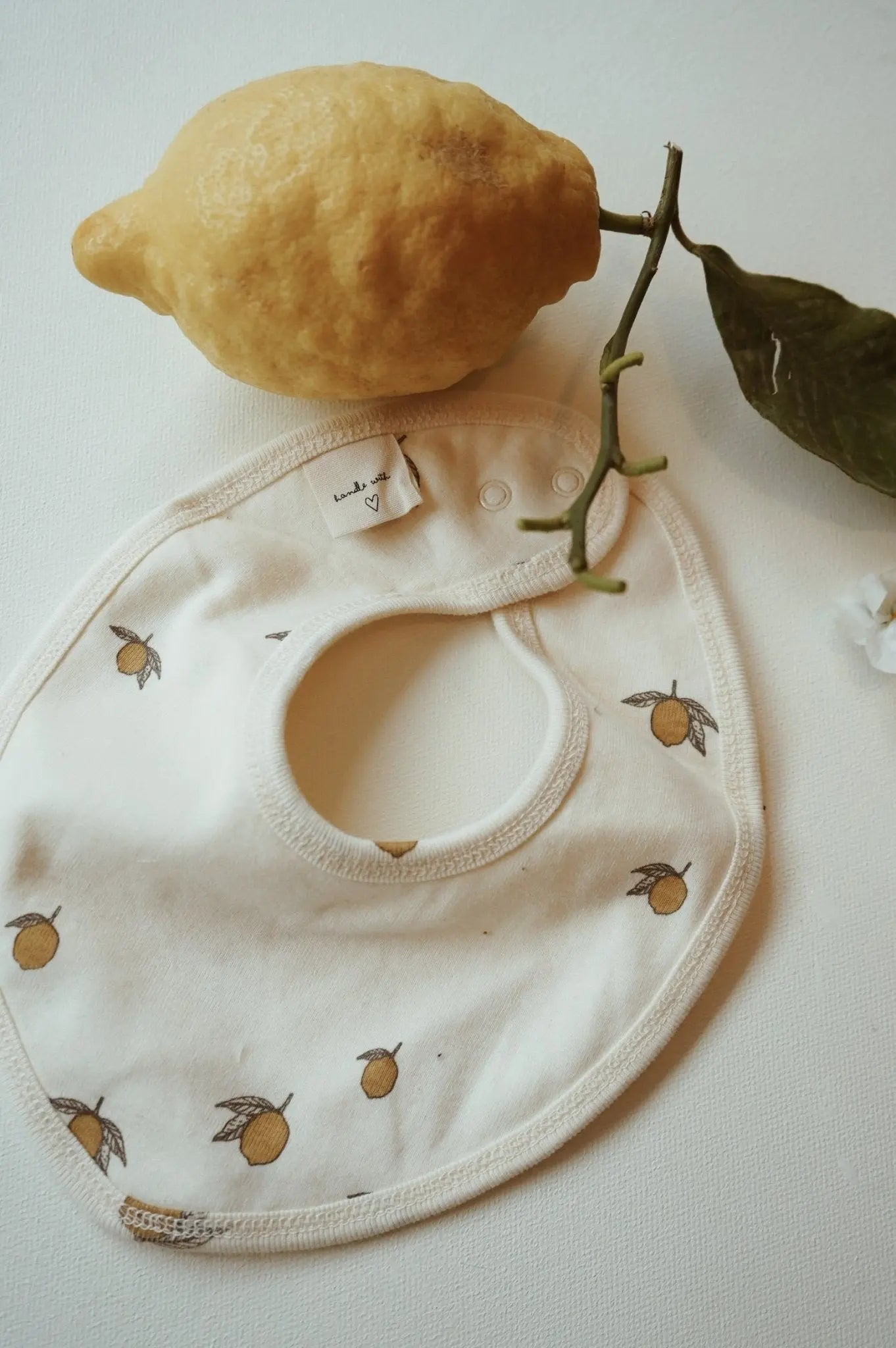 2-Pack Organic Cotton Baby Bibs Lemon  Konges Sløjd   